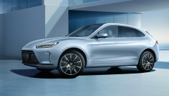 携AITO问界M5出行，不负夏日旅程好时光